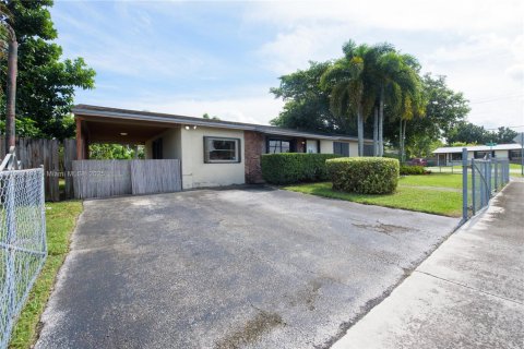 Villa ou maison à vendre à Homestead, Floride: 3 chambres, 148.27 m2 № 1968401 - photo 4