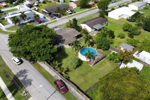 Villa ou maison à vendre à Homestead, Floride: 3 chambres, 148.27 m2 № 1968401 - photo 27