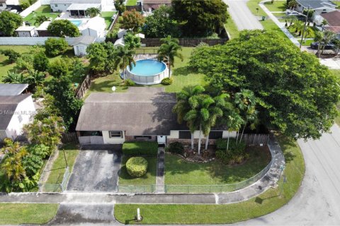 Villa ou maison à vendre à Homestead, Floride: 3 chambres, 148.27 m2 № 1968401 - photo 26