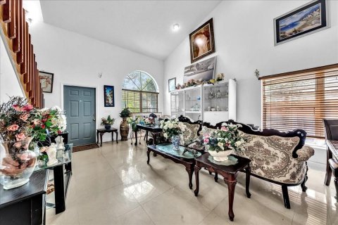 Дом в Санрайз, Флорида 4 спальни, 174.28м2 № 2004004