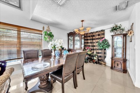 Купить виллу или дом в Санрайз, Флорида 4 спальни, 174.28м2, № 2004004 - фото 6