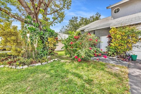 Купить виллу или дом в Санрайз, Флорида 4 спальни, 174.28м2, № 2004004 - фото 22