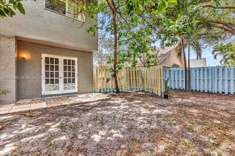 Купить виллу или дом в Санрайз, Флорида 4 спальни, 174.28м2, № 2004004 - фото 24