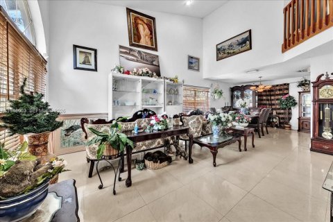 Купить виллу или дом в Санрайз, Флорида 4 спальни, 174.28м2, № 2004004 - фото 4