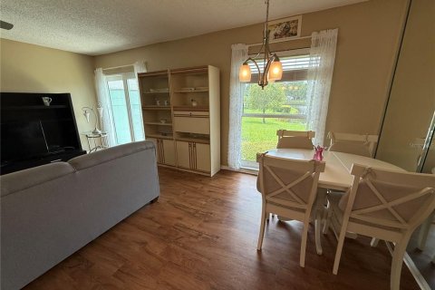 Condominio en venta en Palm Harbor, Florida, 1 dormitorio, 75.62 m2 № 1827338 - foto 11