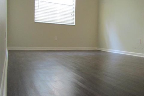 Condominio en alquiler en Tampa, Florida, 2 dormitorios, 79.62 m2 № 1877398 - foto 14