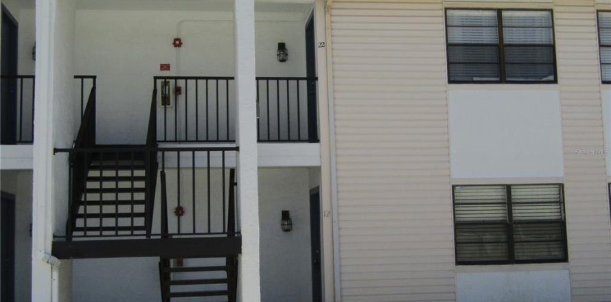 Condominio en Tampa, Florida, 2 dormitorios № 1877398