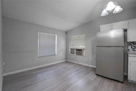 Casa en venta en Brooksville, Florida, 2 dormitorios, 141.21 m2 № 1657056 - foto 11