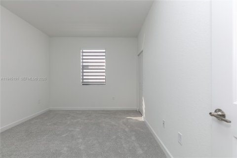 Villa ou maison à louer à Miami, Floride: 3 chambres, 291.62 m2 № 2001481 - photo 20