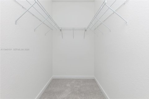 Villa ou maison à louer à Miami, Floride: 3 chambres, 291.62 m2 № 2001481 - photo 25