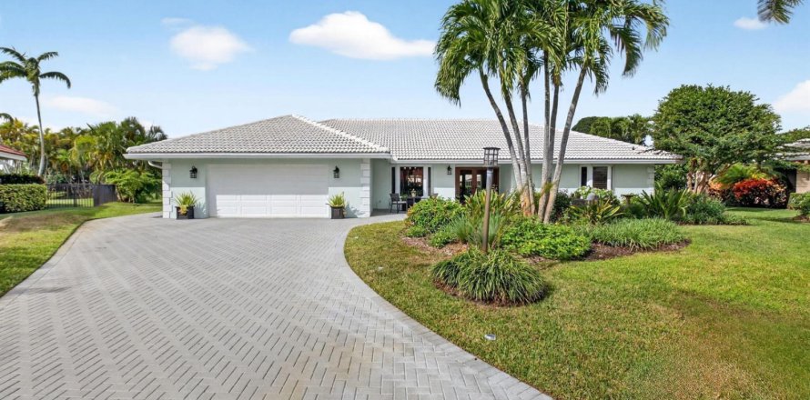 Villa ou maison à Boynton Beach, Floride 4 chambres, 267.93 m2 № 2251463
