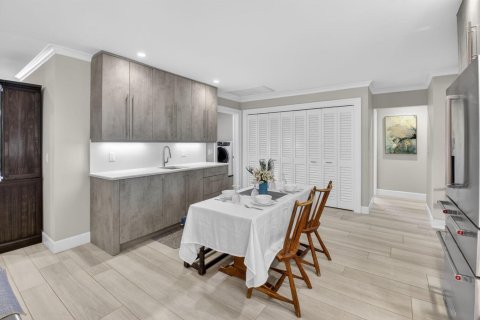 Villa ou maison à vendre à Boynton Beach, Floride: 4 chambres, 267.93 m2 № 2251463 - photo 16