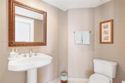 Купить кондоминиум в Авентура, Флорида 2 спальни, 149.57м2, № 1978389 - фото 12