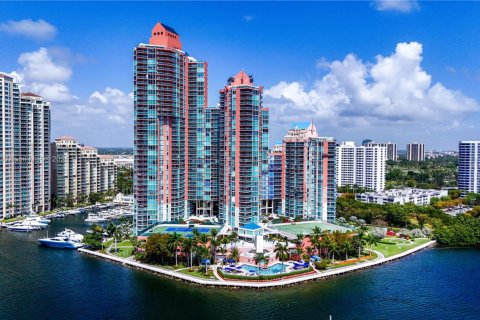 Купить кондоминиум в Авентура, Флорида 2 спальни, 149.57м2, № 1978389 - фото 2