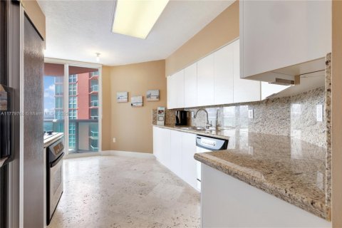 Купить кондоминиум в Авентура, Флорида 2 спальни, 149.57м2, № 1978389 - фото 16