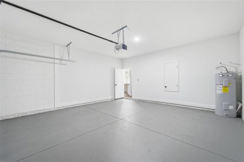 Villa ou maison à louer à Ocala, Floride: 4 chambres, 164.81 m2 № 2091460 - photo 9