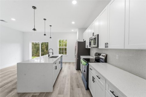 Villa ou maison à louer à Ocala, Floride: 4 chambres, 164.81 m2 № 2091460 - photo 21
