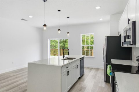 Villa ou maison à louer à Ocala, Floride: 4 chambres, 164.81 m2 № 2091460 - photo 5