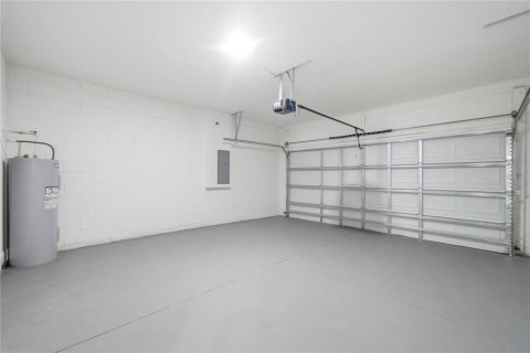 Villa ou maison à louer à Ocala, Floride: 4 chambres, 164.81 m2 № 2091460 - photo 6