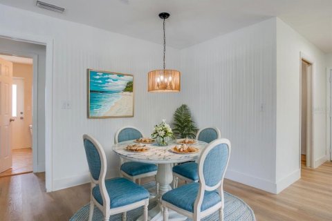 Casa en venta en Saint Petersburg, Florida, 3 dormitorios, 182.09 m2 № 1888477 - foto 14