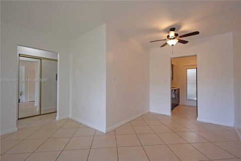 Copropriété à vendre à Miami Beach, Floride: 1 chambre, 61.59 m2 № 2066246 - photo 5