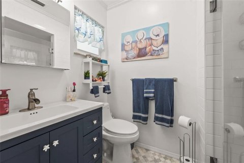 House in Sarasota, Florida 2 bedrooms, 104.05 sq.m. № 2108398 - photo 29