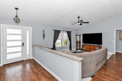 Villa ou maison à vendre à Deltona, Floride: 3 chambres, 161.56 m2 № 2149546 - photo 7