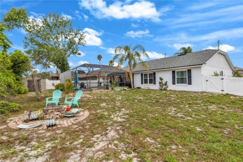 Villa ou maison à vendre à Deltona, Floride: 3 chambres, 161.56 m2 № 2149546 - photo 28