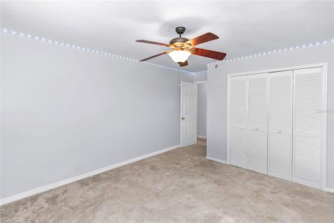 Villa ou maison à vendre à Deltona, Floride: 3 chambres, 161.56 m2 № 2149546 - photo 22