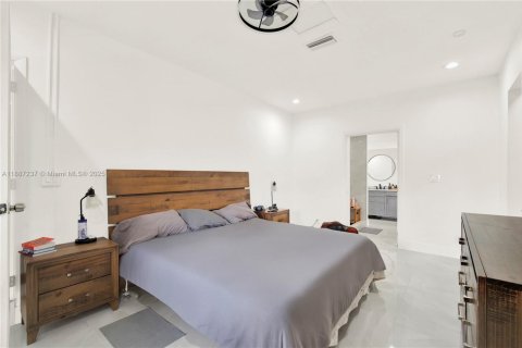 Villa ou maison à vendre à Cutler Bay, Floride: 4 chambres, 147.44 m2 № 1932783 - photo 16