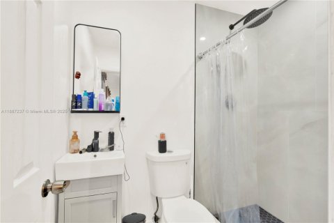 Villa ou maison à vendre à Cutler Bay, Floride: 4 chambres, 147.44 m2 № 1932783 - photo 22