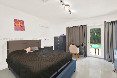 Villa ou maison à vendre à Cutler Bay, Floride: 4 chambres, 147.44 m2 № 1932783 - photo 23