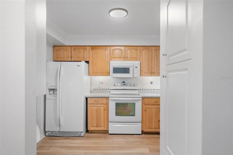 Copropriété à vendre à Saint Petersburg, Floride: 2 chambres, 126.81 m2 № 1843931 - photo 10