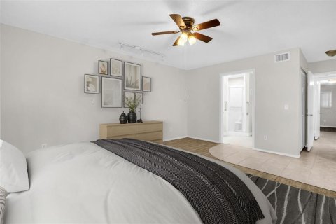 Condo in Clearwater, Florida, 2 bedrooms  № 1799865 - photo 27