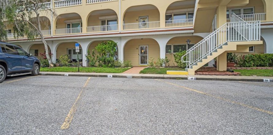 Condo in Clearwater, Florida, 2 bedrooms № 1799865