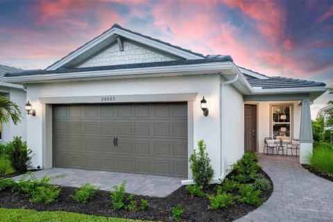 House in BEACHWALK BY MANASOTA KEY in Englewood, Florida 2 bedrooms, 130.53 sq.m. № 1914797 - photo 1