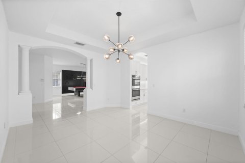 House in Parkland, Florida 5 bedrooms, 387.96 sq.m. № 2088057 - photo 13