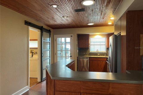 Villa ou maison à louer à Orlando, Floride: 3 chambres, 179.12 m2 № 2405278 - photo 7