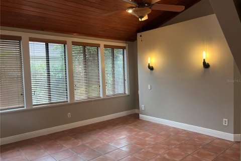 Villa ou maison à louer à Orlando, Floride: 3 chambres, 179.12 m2 № 2405278 - photo 6