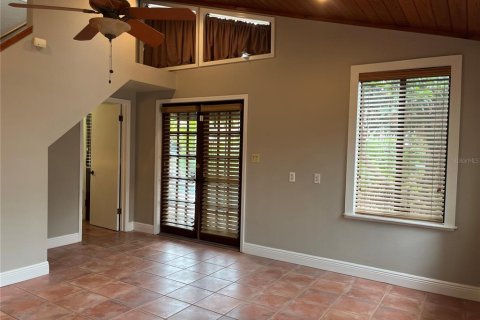 Villa ou maison à louer à Orlando, Floride: 3 chambres, 179.12 m2 № 2405278 - photo 5