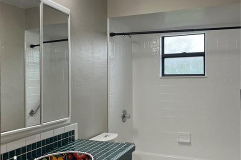 Villa ou maison à louer à Orlando, Floride: 3 chambres, 179.12 m2 № 2405278 - photo 24