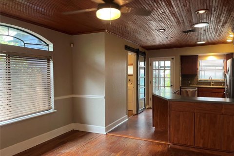 Villa ou maison à louer à Orlando, Floride: 3 chambres, 179.12 m2 № 2405278 - photo 12