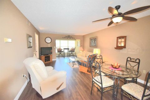 Copropriété à vendre à Dunedin, Floride: 2 chambres, 96.62 m2 № 1527025 - photo 5