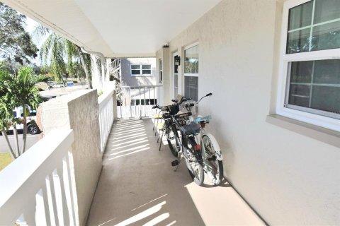 Copropriété à vendre à Dunedin, Floride: 2 chambres, 96.62 m2 № 1527025 - photo 4