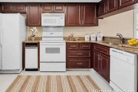 Condo in Oldsmar, Florida, 2 bedrooms  № 2398367 - photo 5