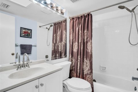 Condo in Oldsmar, Florida, 2 bedrooms  № 2398367 - photo 17