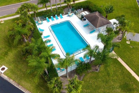Condo in Oldsmar, Florida, 2 bedrooms  № 2398367 - photo 2