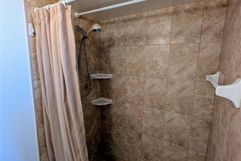 Copropriété à vendre à Hallandale Beach, Floride: 2 chambres, 91.79 m2 № 2153954 - photo 10
