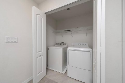 Touwnhouse à vendre à Kissimmee, Floride: 3 chambres, 173.73 m2 № 2280285 - photo 16