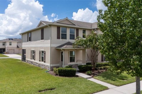 Touwnhouse à vendre à Kissimmee, Floride: 3 chambres, 173.73 m2 № 2280285 - photo 3